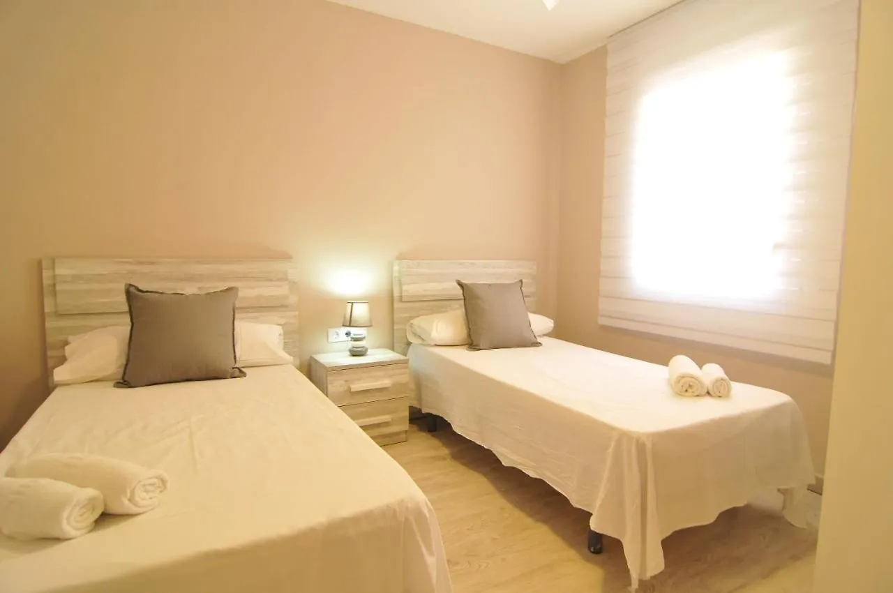 קאנט דה מאר Homeholidaysrentals Canet Playa I 0*, קאנט דה מאר
